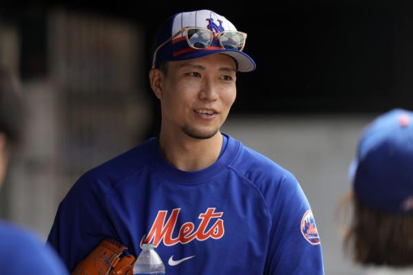 Mets Senga baseball